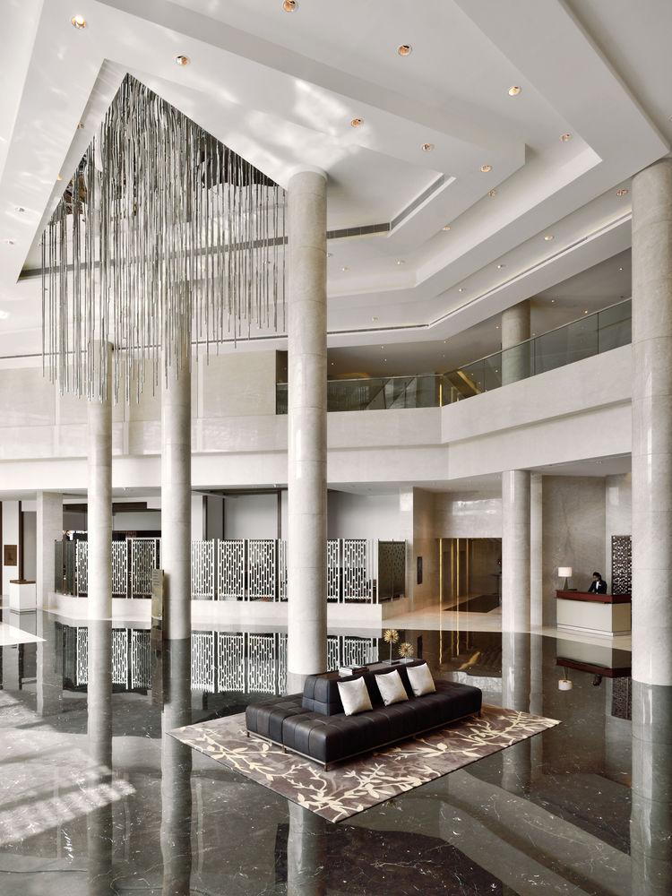 Kochi Marriott Hotel Kültér fotó The lobby of the hotel